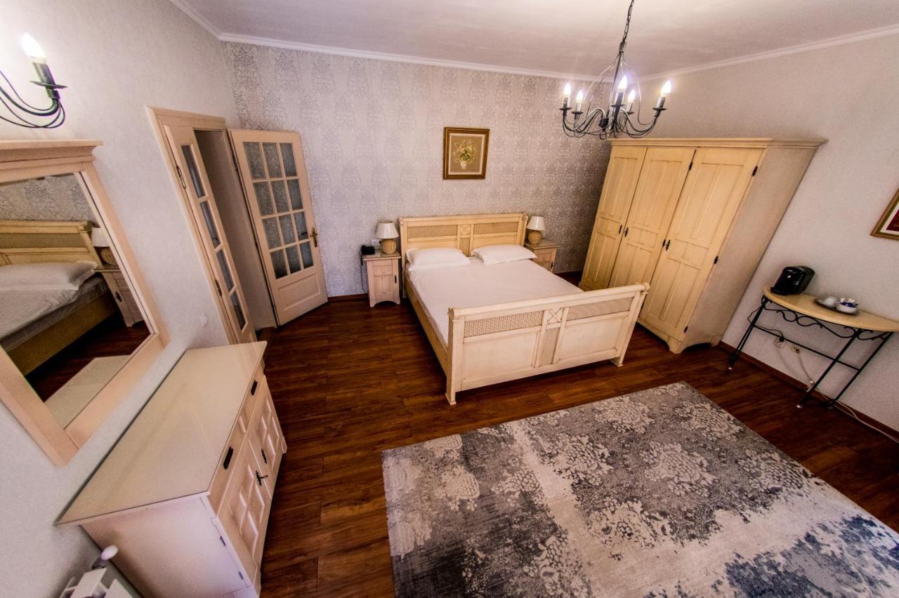 The Elite - Oradea'S Legendary Hotel Buitenkant foto